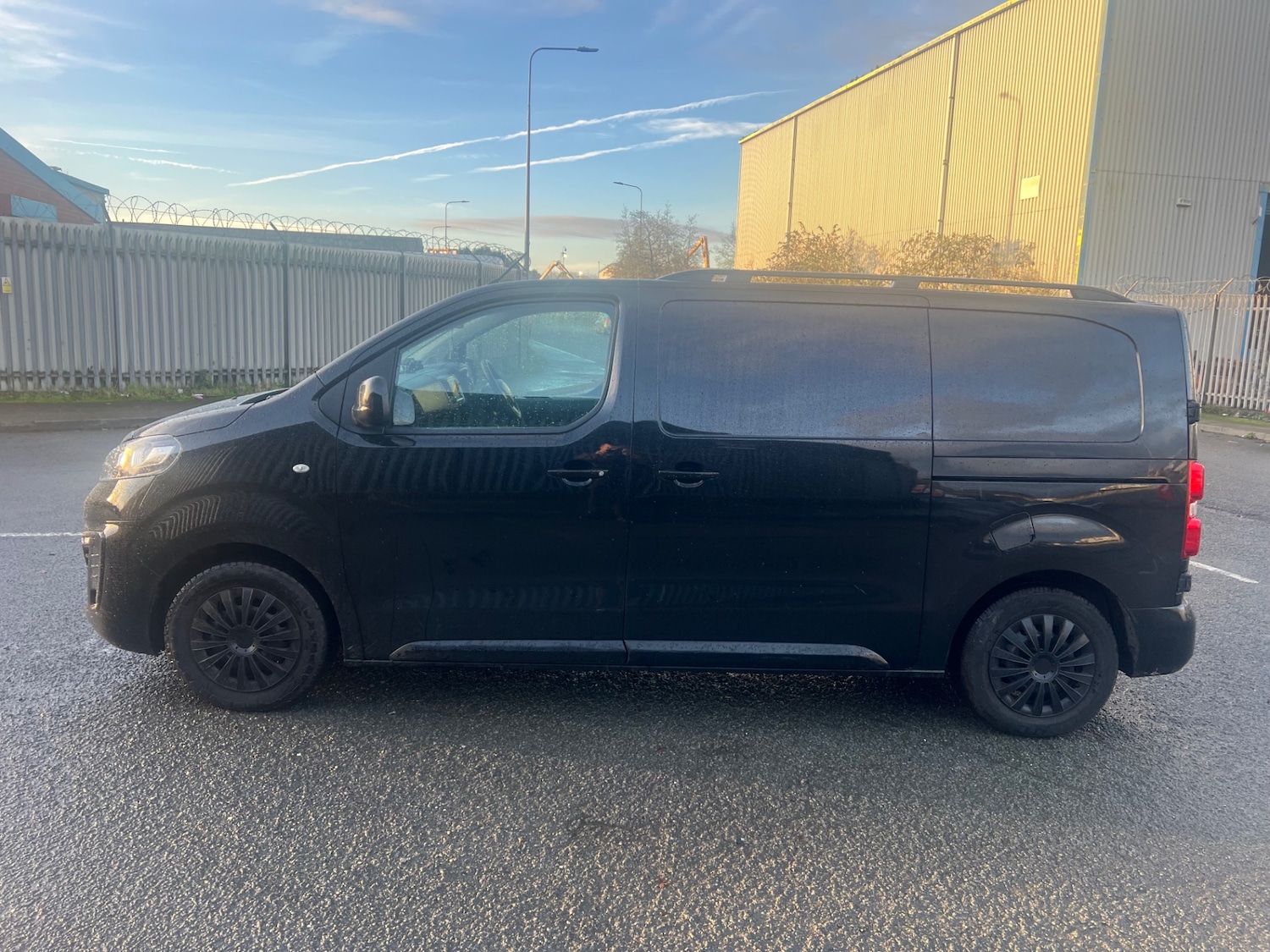 Used Vauxhall Vivaro 2020 for sale - 77022945: Photo 5