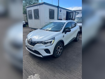 Used Renault Captur 2023 for sale - 78552590: Photo