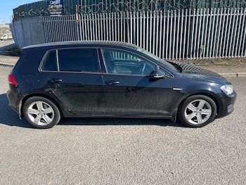 Used Volkswagen Golf 2015 for sale - 77963208: Photo