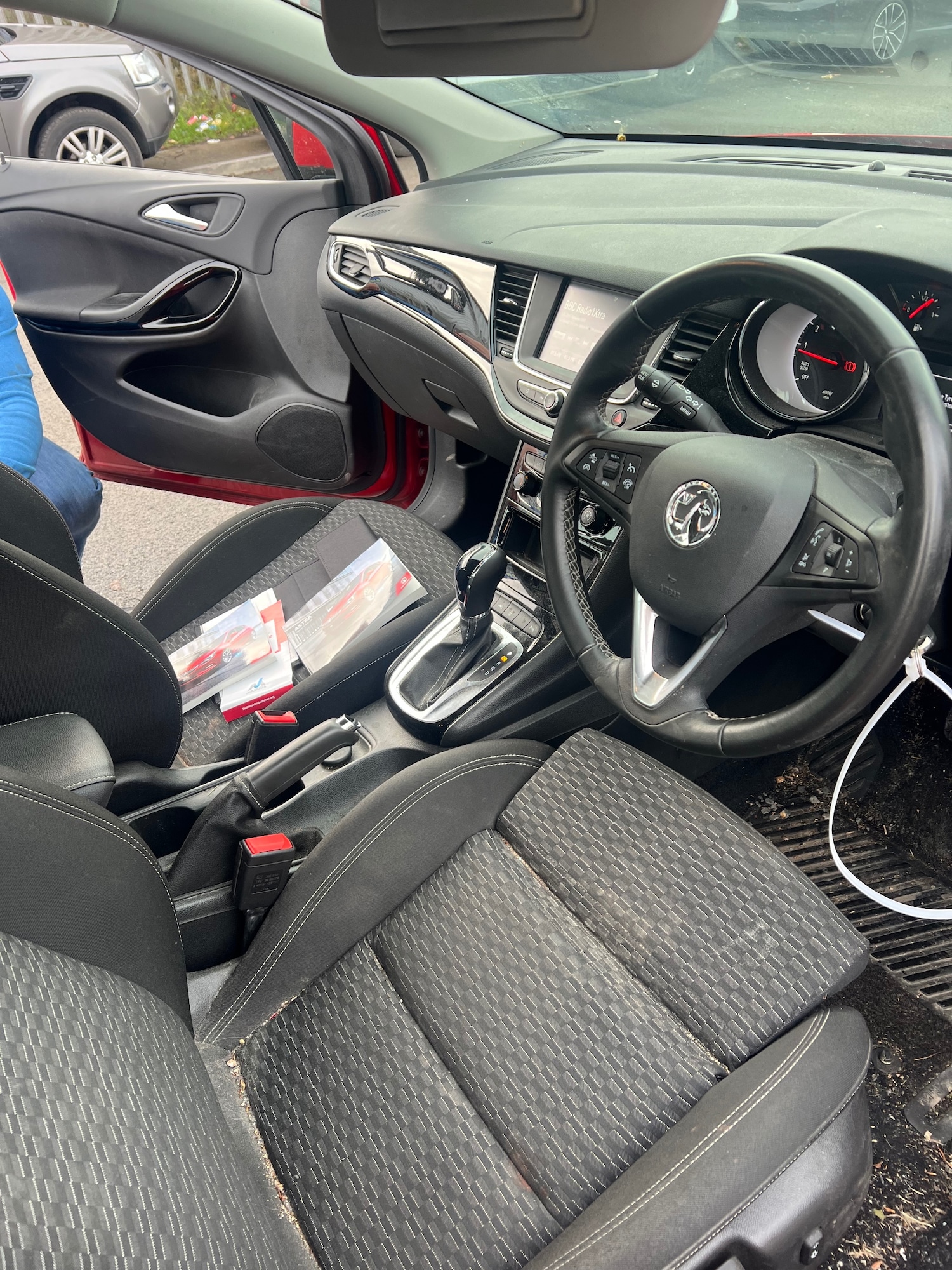 Used Vauxhall Astra 2019 for sale - 77024048: Photo 2
