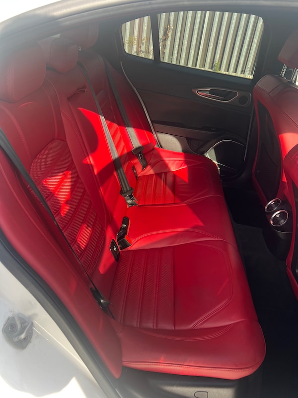 Used Alfa Romeo Giulia 2022 for sale - 76341470: Photo 9