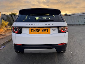 Used Land Rover Discovery Sport 2016 for sale - 76170389: Photo