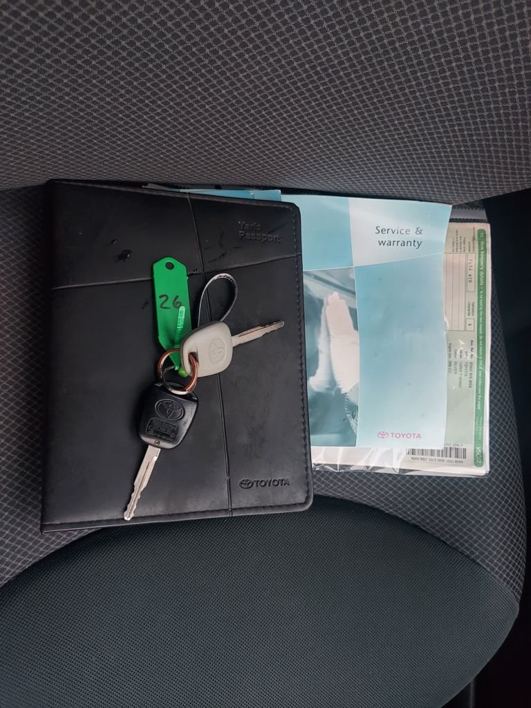 Used Toyota Yaris 2004 for sale - 76867982: Photo 24