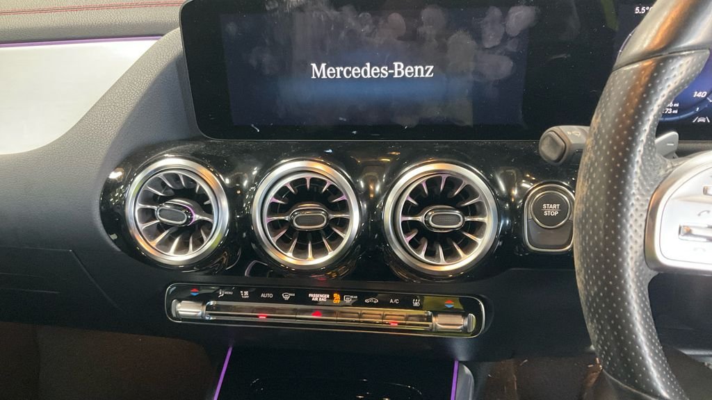 Used Mercedes-Benz EQA 2022 for sale - 77780796: Photo 9