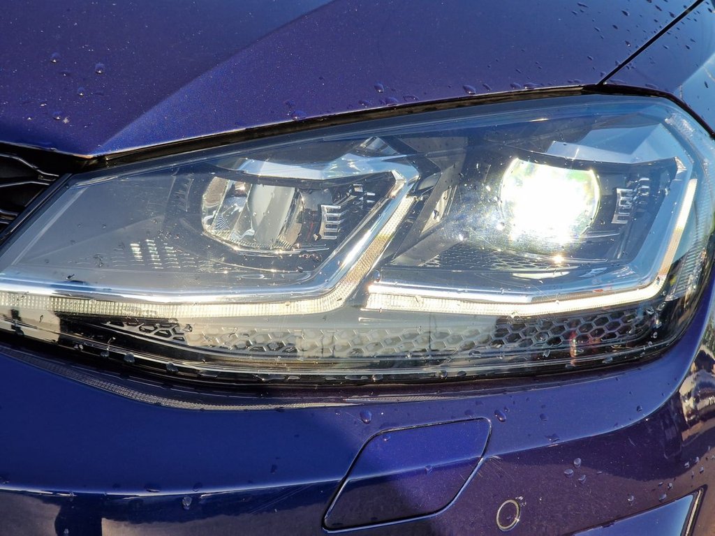 Used Volkswagen Golf 2018 for sale - 76744401: Photo 23