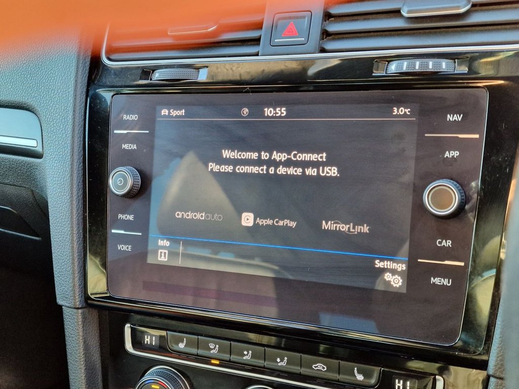 Used Volkswagen Golf 2018 for sale - 76744401: Photo 35