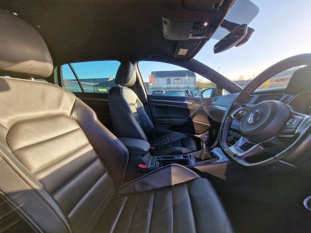 Used Volkswagen Golf 2018 for sale - 76744401: Photo 41