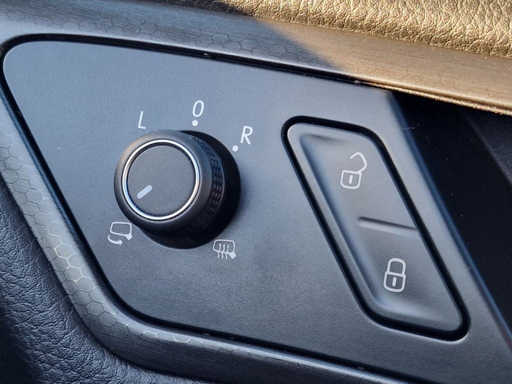 Used Volkswagen Golf 2018 for sale - 76744401: Photo 43