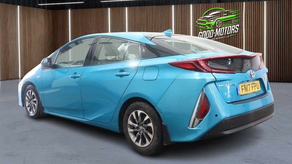 Used Toyota Prius 2017 for sale - 77976542: Photo 10