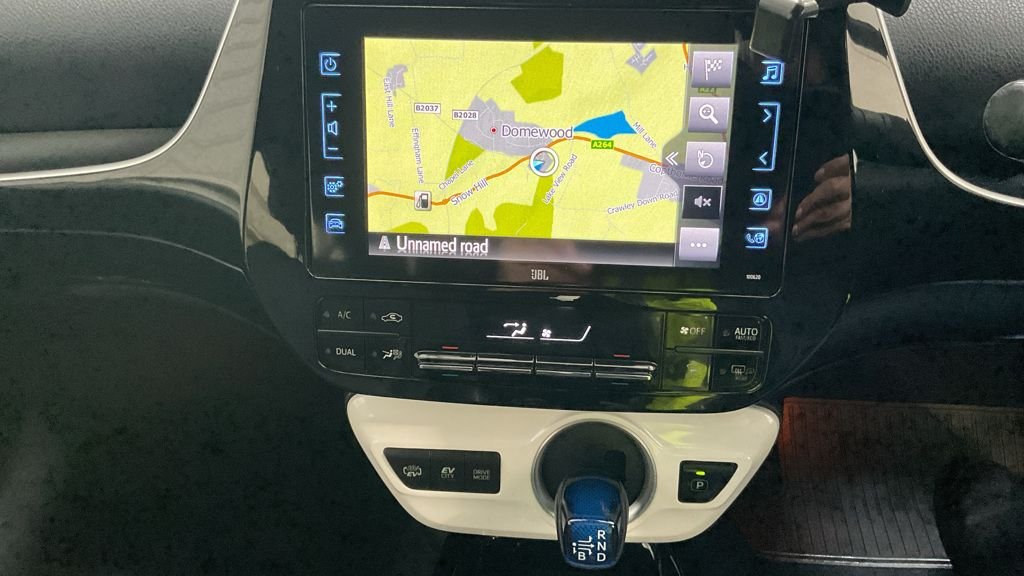 Used Toyota Prius 2017 for sale - 77976542: Photo 16