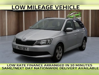 Used Skoda Fabia 2015 for sale - 77990975: Photo