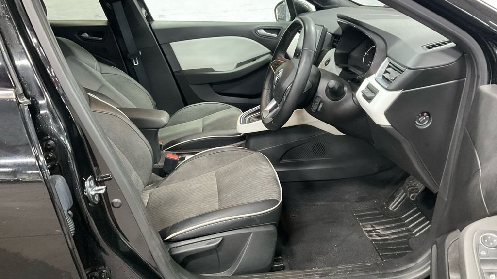 Used Renault Clio 2022 for sale - 76973562: Photo 17