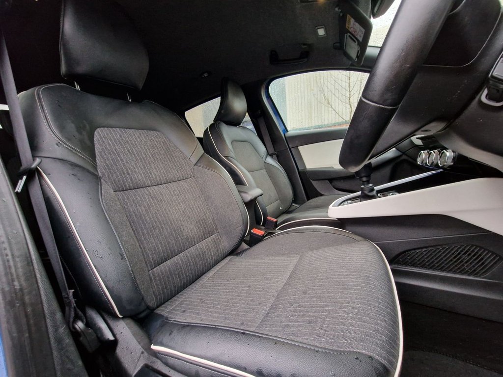 Used Renault Clio 2022 for sale - 76744403: Photo 45