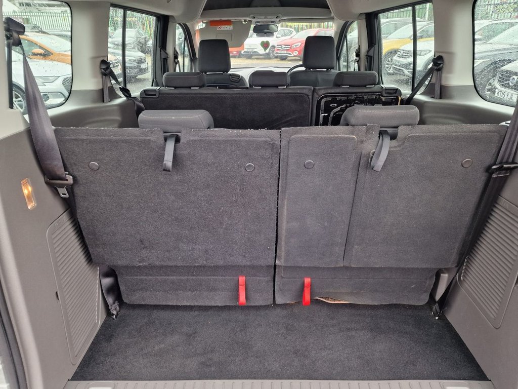 Used Ford Grand Tourneo Connect 2021 for sale - 76744362: Photo 41