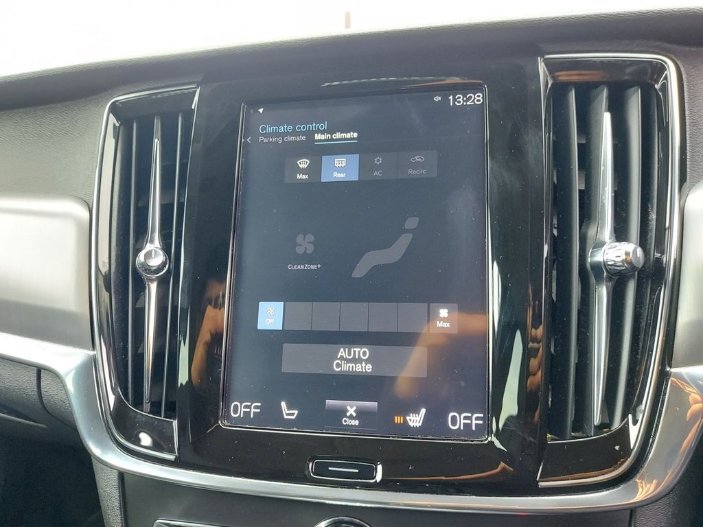 Used Volvo V90 2019 for sale - 77172294: Photo 42