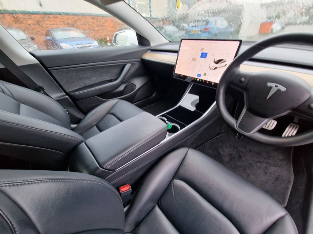 Used Tesla Model 3 2019 for sale - 76744418: Photo 46