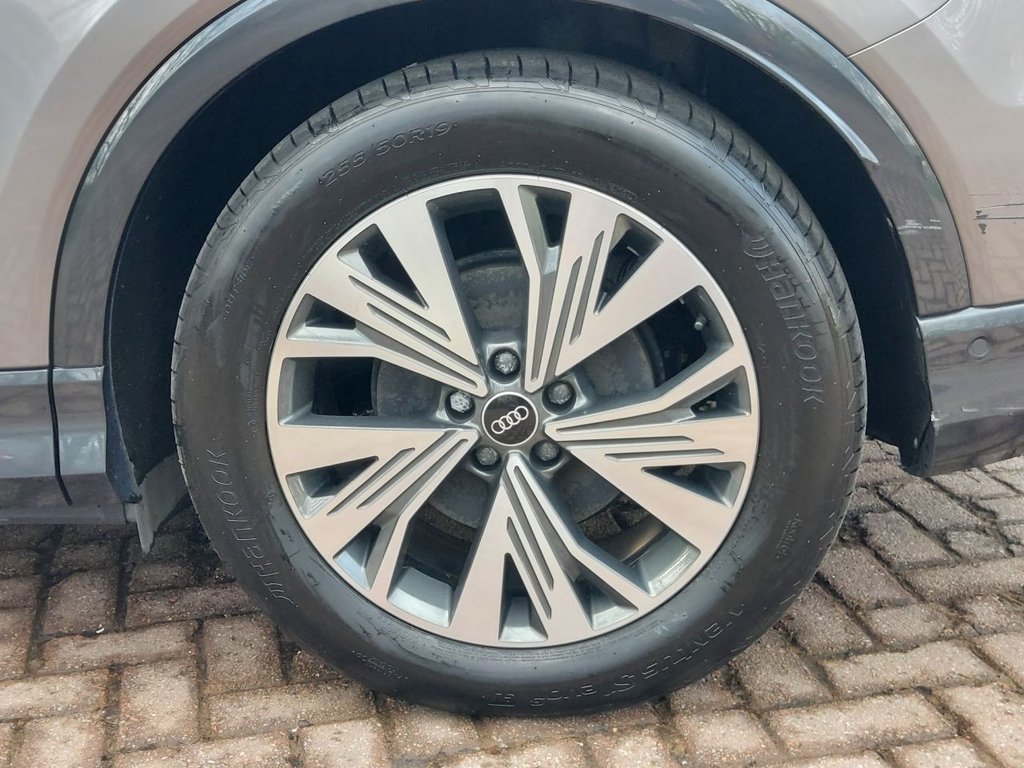 Used Audi Q4 e-tron 2022 for sale - 77436376: Photo 28