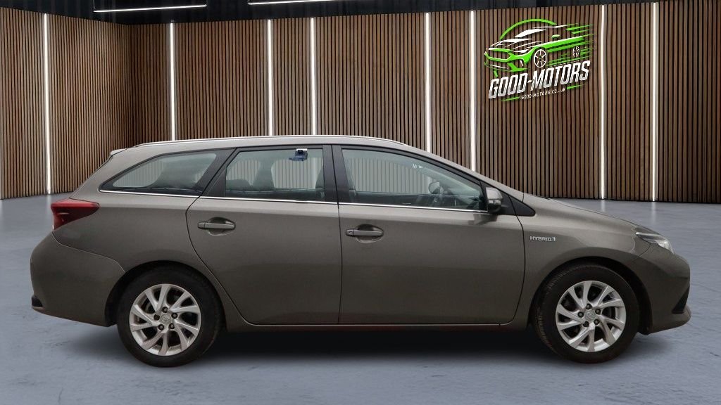 Used Toyota Auris 2017 for sale - 77200096: Photo 5