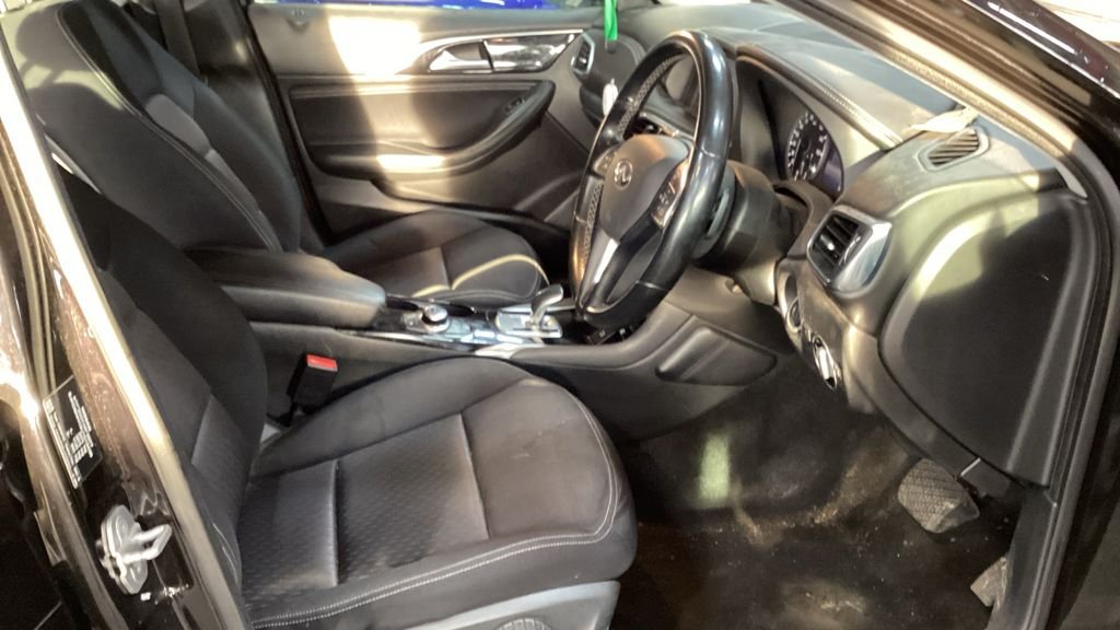 Used Infiniti QX30 2017 for sale - 77072789: Photo 15