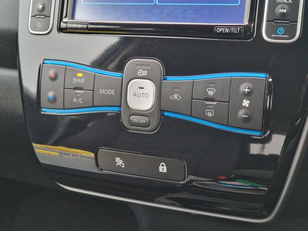 Used Nissan Leaf 2014 for sale - 77287792: Photo 34