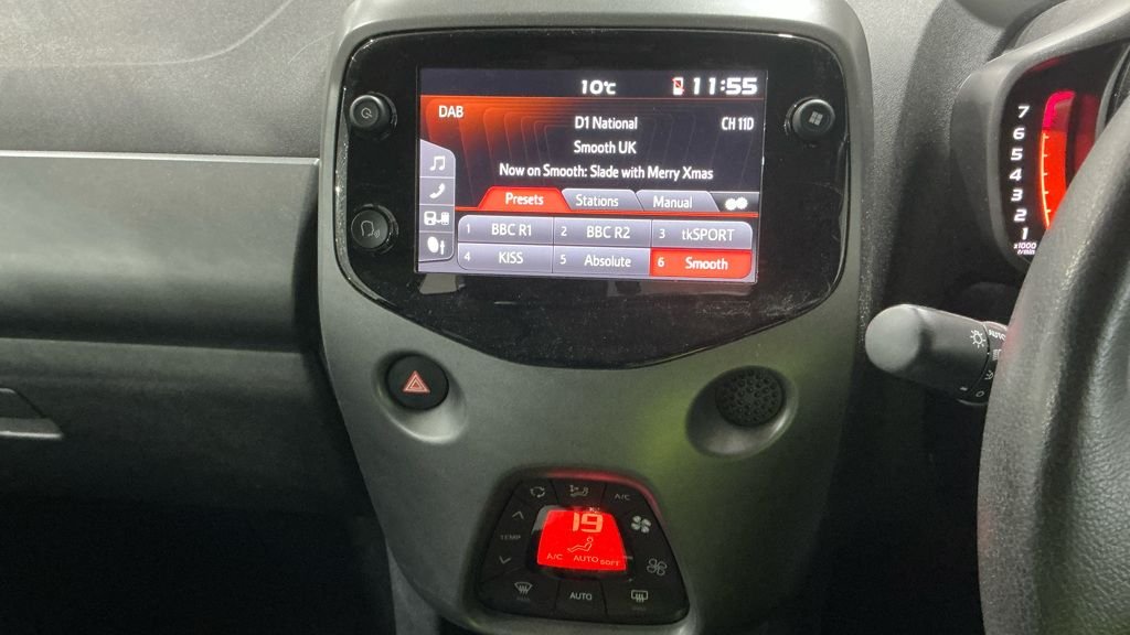 Used Toyota AYGO 2021 for sale - 76962714: Photo 11