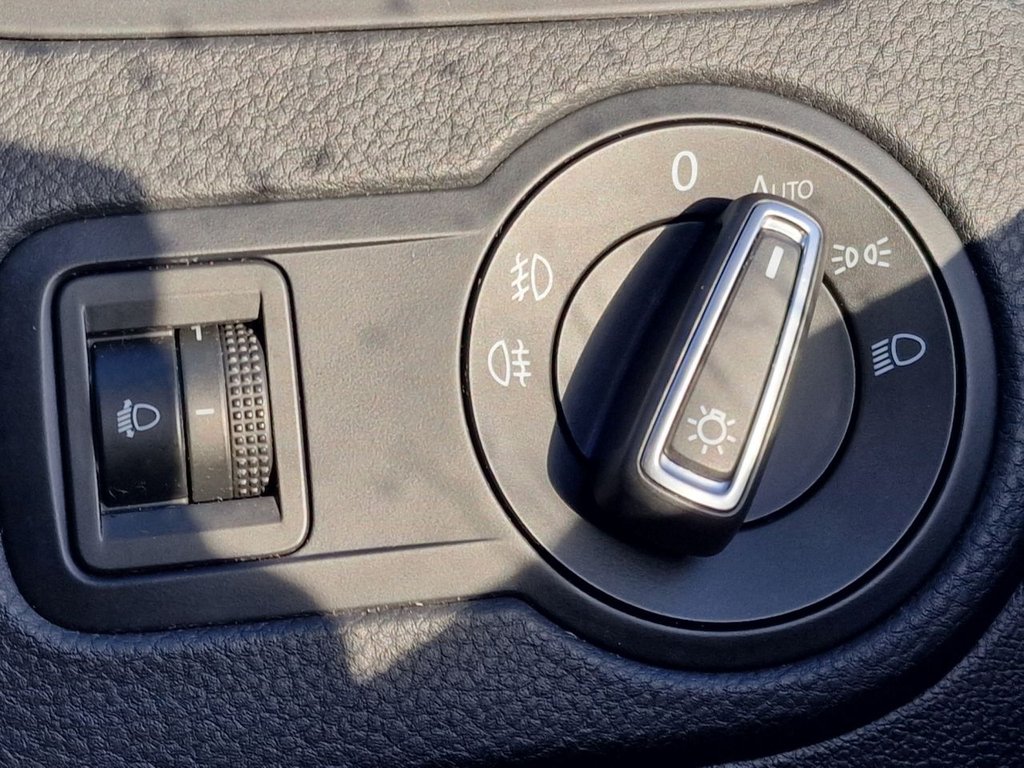 Used Volkswagen Polo 2017 for sale - 76744427: Photo 29