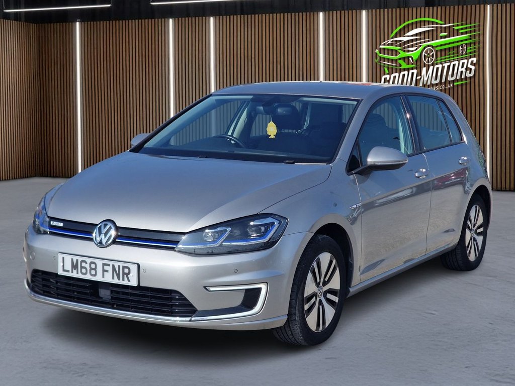 Used Volkswagen Golf 2018 for sale - 77976628: Photo 1