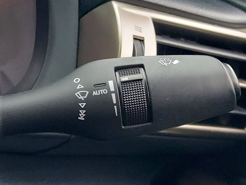 Used Lexus IS 2014 for sale - 77399719: Photo 41