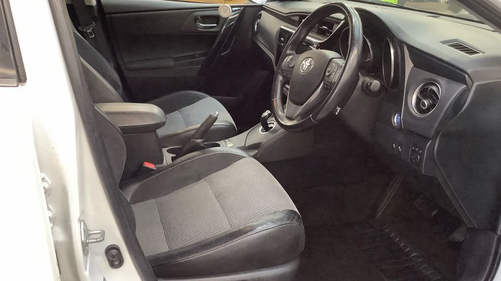 Used Toyota Auris 2017 for sale - 78154054: Photo 14