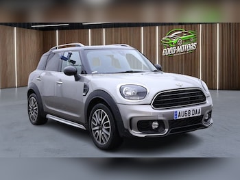 Used MINI Countryman 2019 for sale - 76744371: Photo