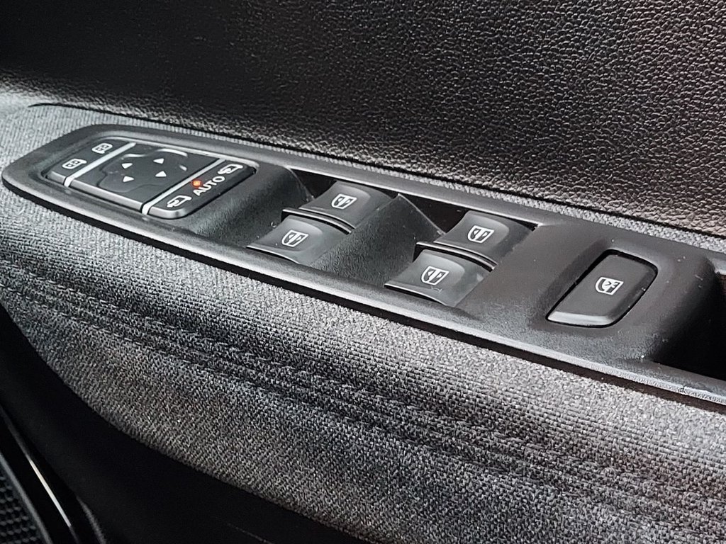 Used Renault Zoe 2022 for sale - 77356214: Photo 37