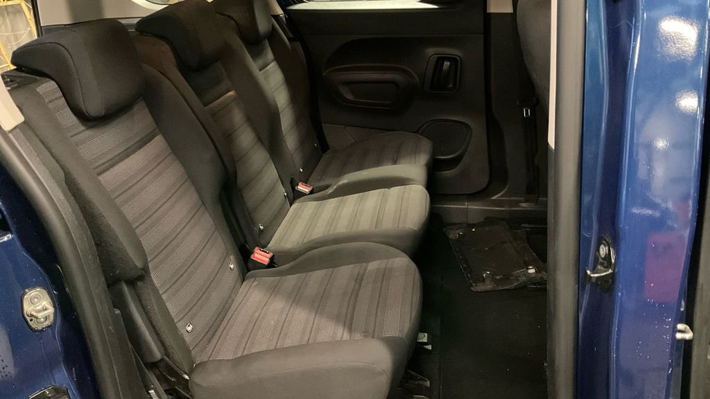Used Vauxhall Combo Life 2019 for sale - 76739974: Photo 18