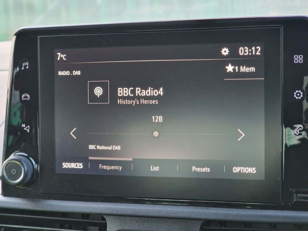 Used Vauxhall Combo Life 2019 for sale - 76739974: Photo 30