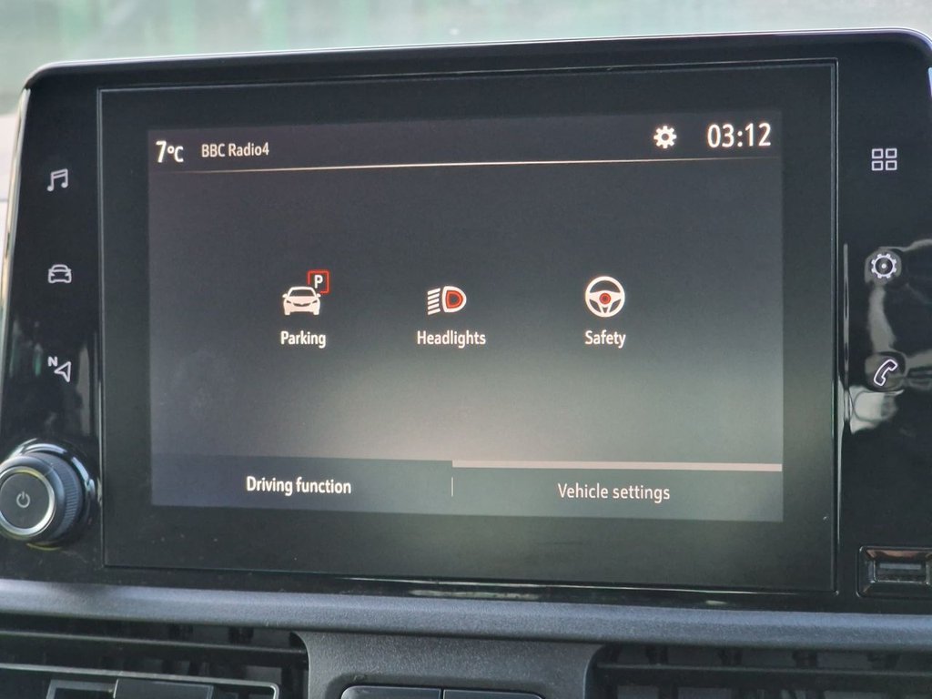 Used Vauxhall Combo Life 2019 for sale - 76739974: Photo 33