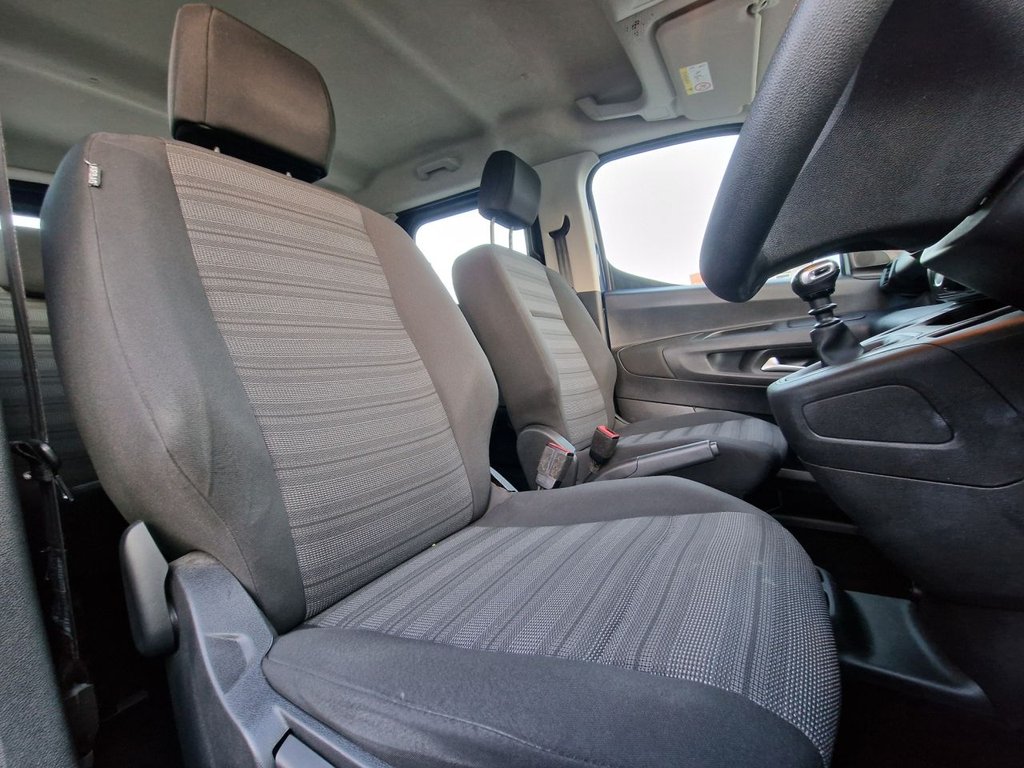 Used Vauxhall Combo Life 2019 for sale - 76739974: Photo 37