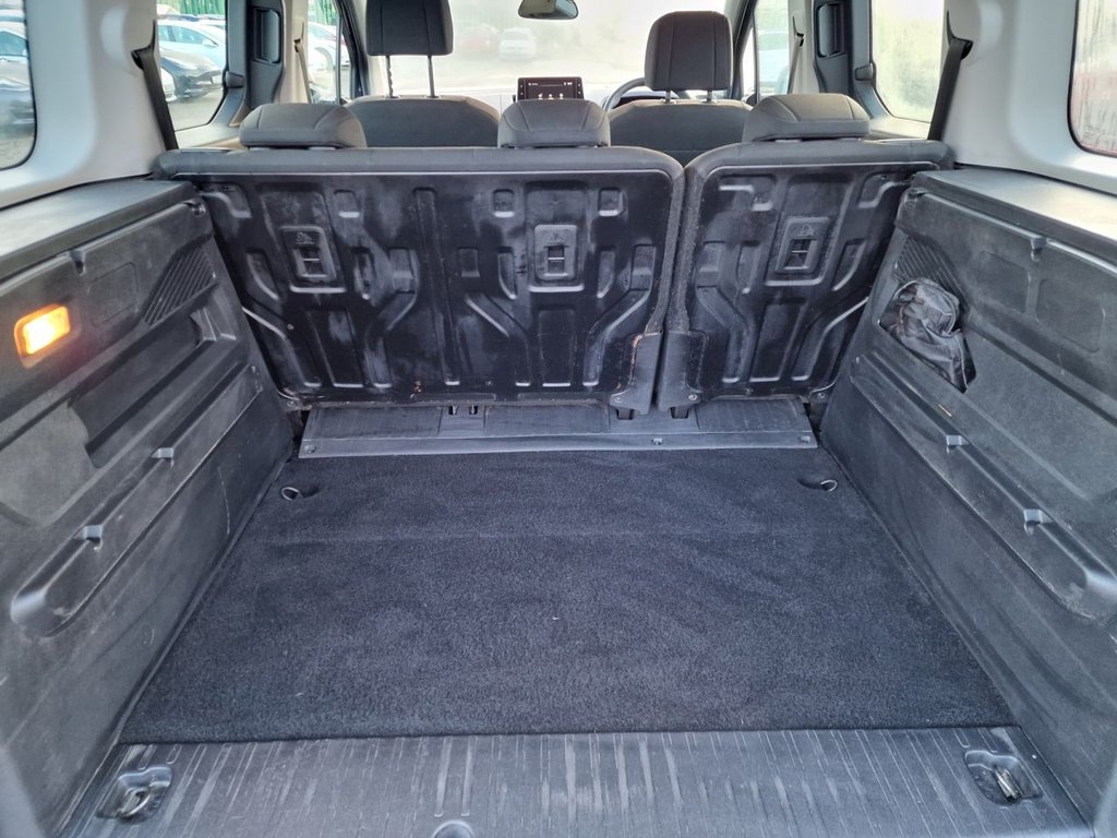 Used Vauxhall Combo Life 2019 for sale - 76739974: Photo 46