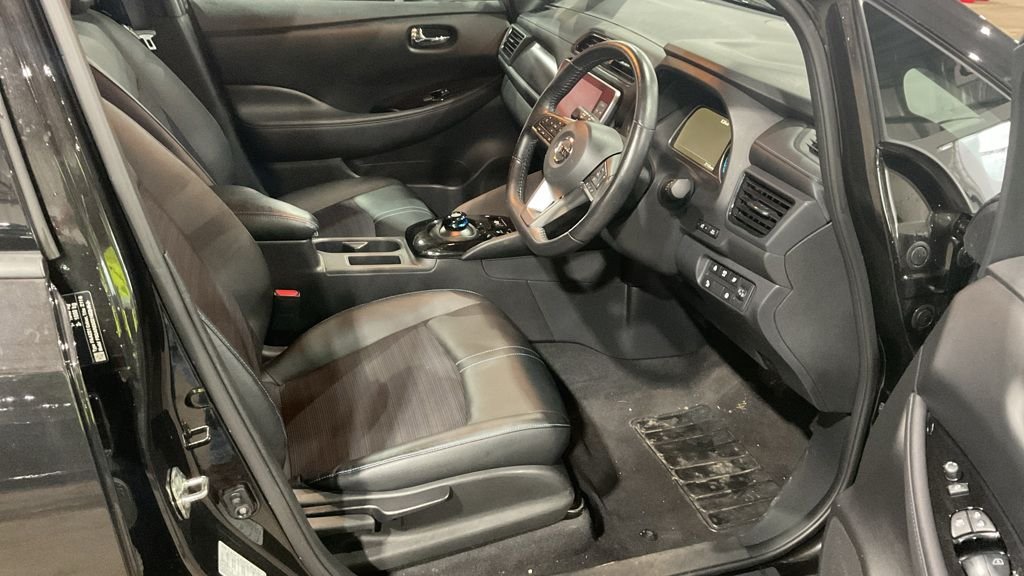 Used Nissan Leaf 2020 for sale - 76923541: Photo 14