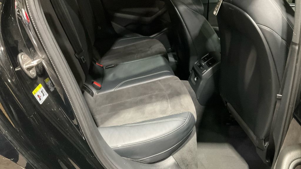 Used Audi A4 2018 for sale - 76985718: Photo 15