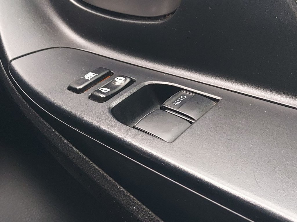 Used Toyota Yaris 2016 for sale - 77089262: Photo 34