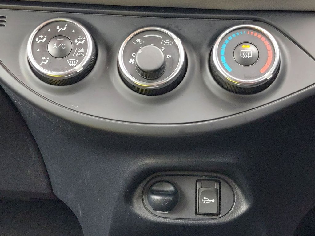 Used Toyota Yaris 2016 for sale - 77089262: Photo 42