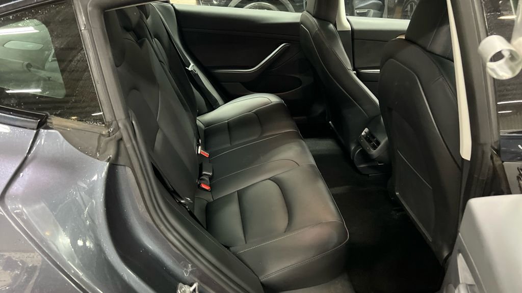 Used Tesla Model 3 2021 for sale - 77288131: Photo 20