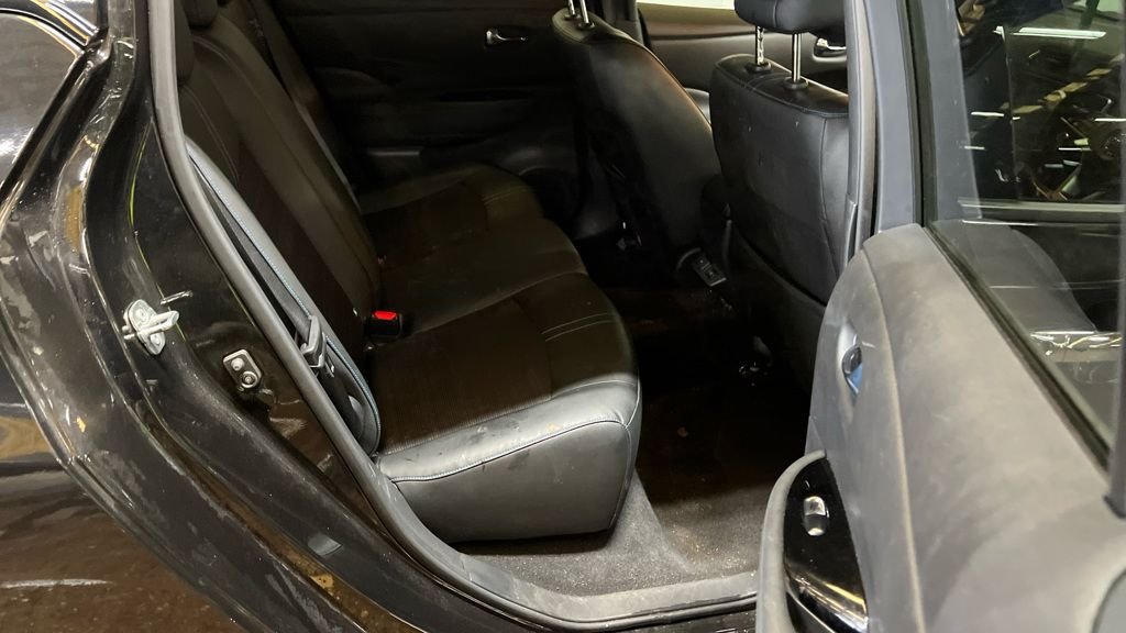 Used Nissan Leaf 2021 for sale - 76767980: Photo 11