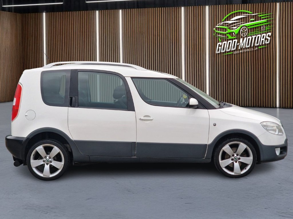 Used Skoda Roomster 2010 for sale - 77302721: Photo 11