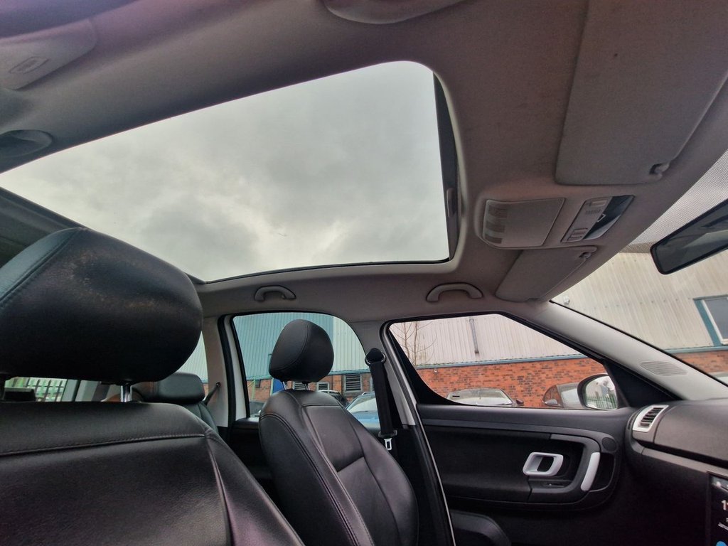 Used Skoda Roomster 2010 for sale - 77302721: Photo 38