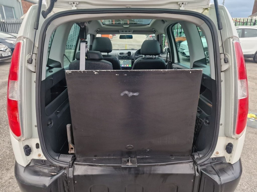 Used Skoda Roomster 2010 for sale - 77302721: Photo 45