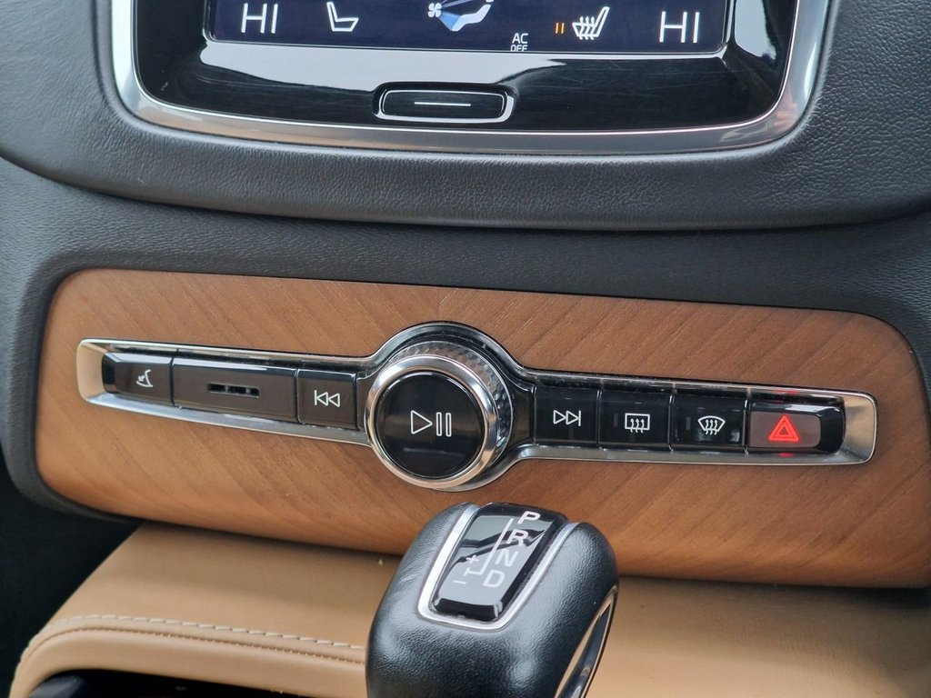 Used Volvo XC90 2015 for sale - 77096265: Photo 44