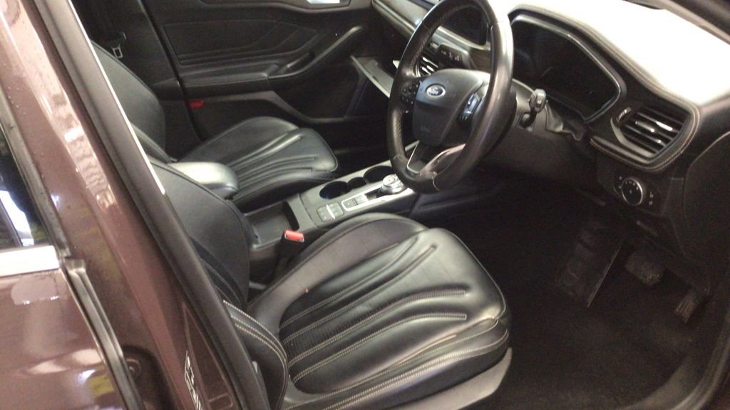 Used Ford Focus 2019 for sale - 76739969: Photo 16