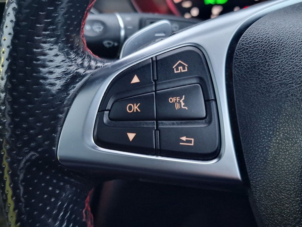 Used Mercedes-Benz GLC 2019 for sale - 77301852: Photo 25