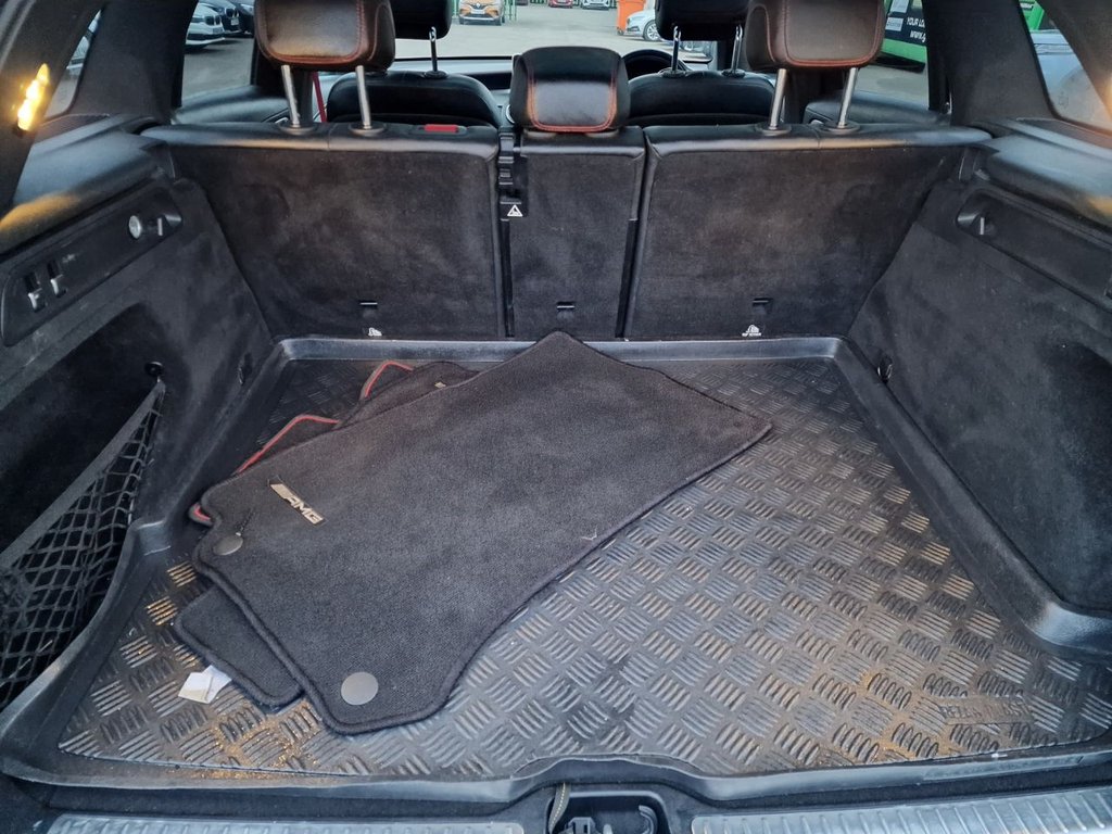 Used Mercedes-Benz GLC 2019 for sale - 77301852: Photo 35