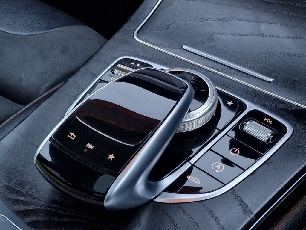 Used Mercedes-Benz GLC 2019 for sale - 77301852: Photo 50